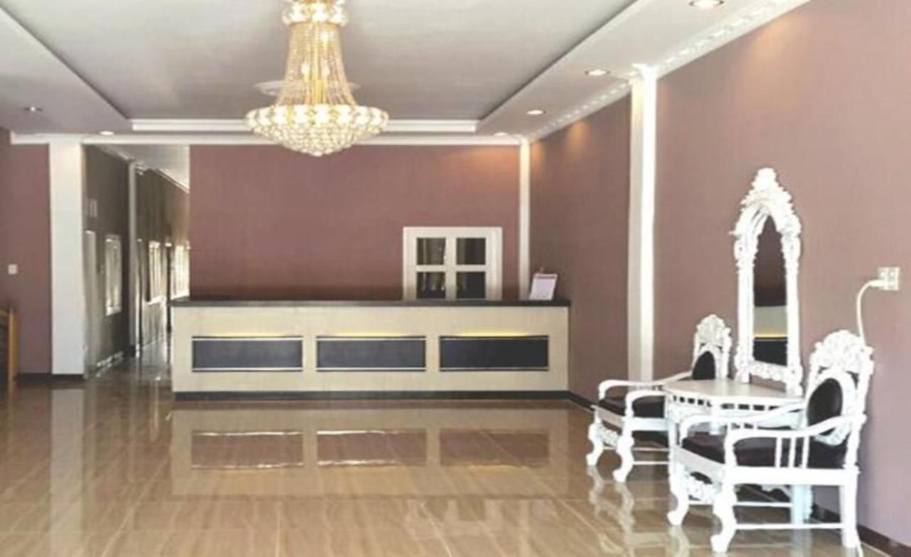 Hotel Graha Soeltan Sunggal المظهر الخارجي الصورة